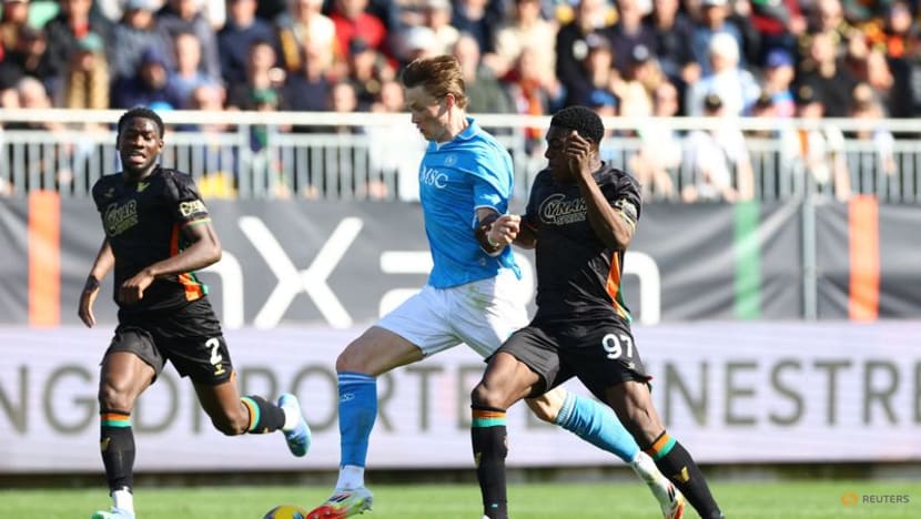 Napoli squander chance to go top with 0-0 draw at Venezia