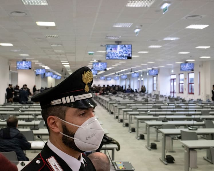 22 people arrested, Italian villas seized in vast EU fraud swoop