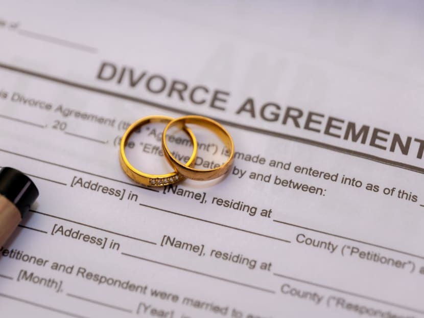 ‘I don’t want to give up on love’: Dating after divorce and how self-healing helps women overcome fear