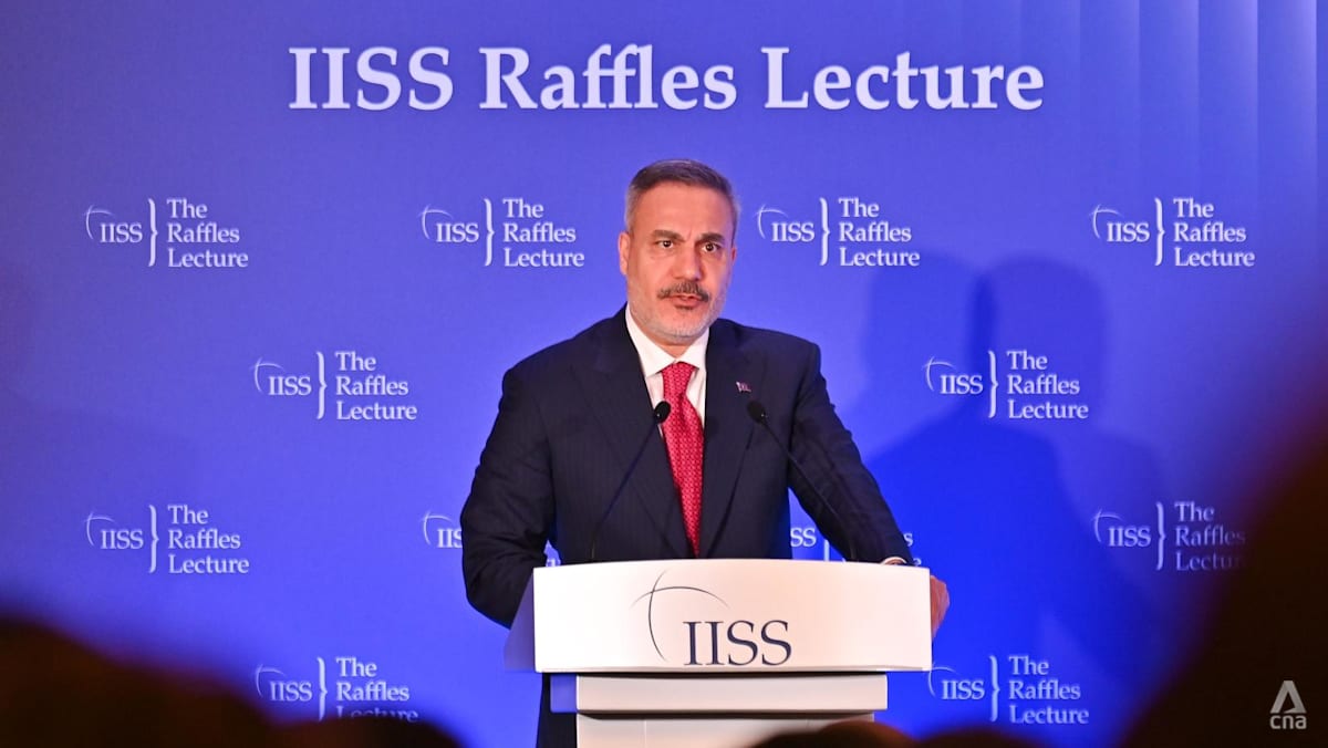 Türkiye, Singapore among countries rejecting ‘strategic resignation’ amid global disorder, says Turkish foreign minister