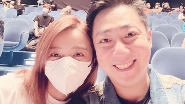 不放心王瞳一个人待着　家人、教友轮班陪伴