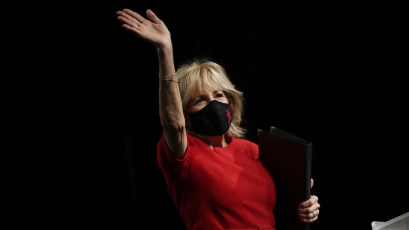 Wanita Pertama AS Jill Biden positif COVID-19 Wanita Pertama AS Jill Biden positif COVID-19
