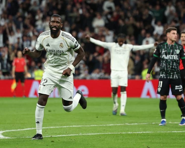 Real Madrid give Rudiger one-year extension to 2027