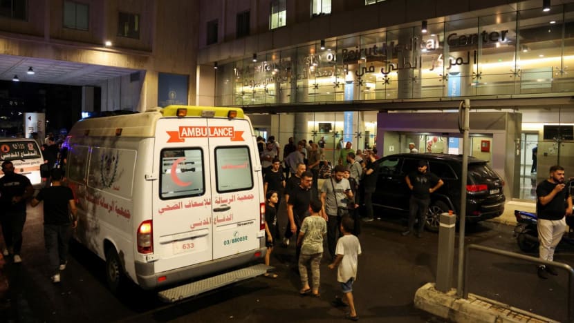 Ledakan pager di Lebanon: Israel diduga tanam bahan peledak, Hizbullah ancam balas dendam Ledakan pager di Lebanon: Israel diduga tanam bahan peledak, Hizbullah ancam balas dendam