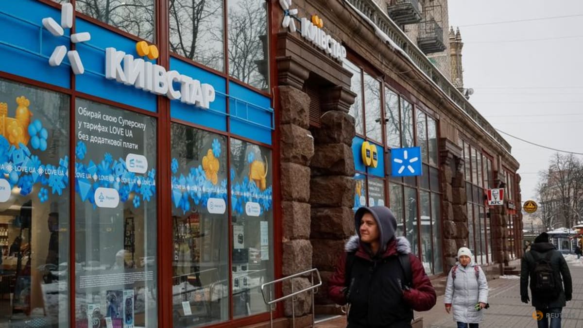 Starlink's direct-to-cell service launches in Ukraine in European first