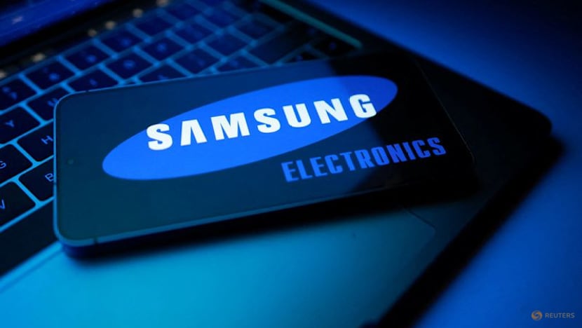 Samsung Electronics to buy $1.73 billion of its shares for employee compensation