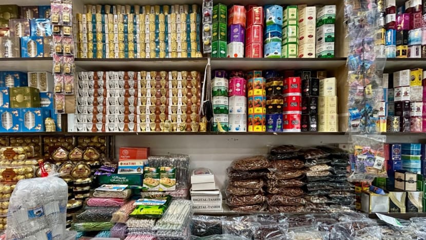 NOTA DARI JAKARTA: Oleh-Oleh Haji - Antara Realiti Moden & Tradisi