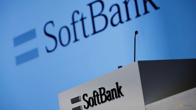 SoftBank swings back to quarterly profit with $7.7 billion gain SoftBank swings back to quarterly profit with $7.7 billion gain