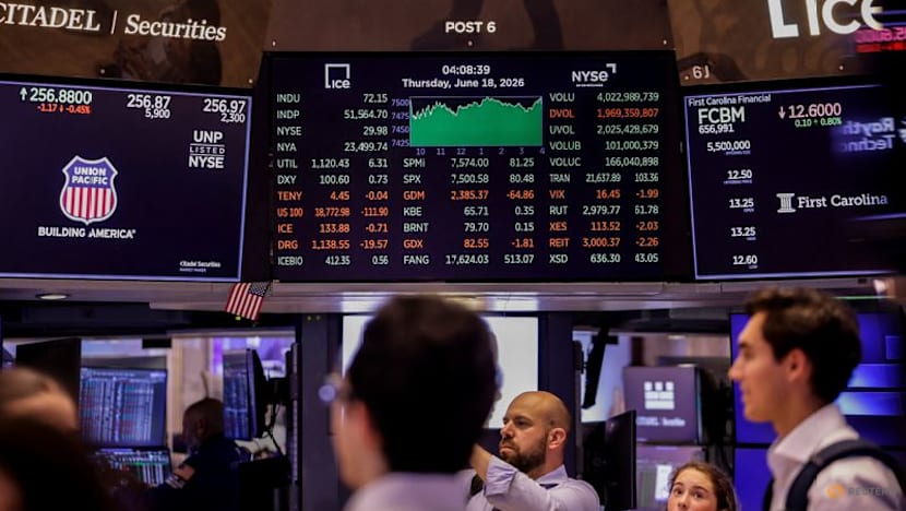 World stocks edge lower as tech selloff drags markets