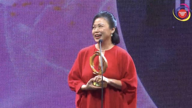 向云勇夺《2023年亚洲内容大奖》“最佳女配角奖”