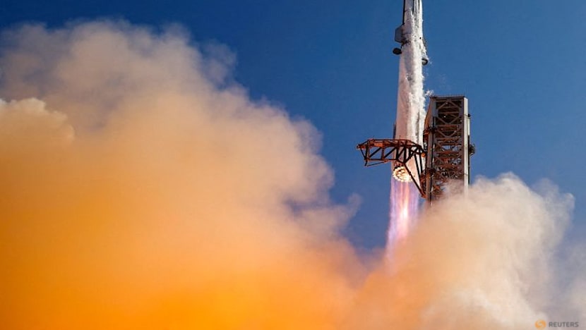 SpaceX plans next Starship launch as soon as this month, catching it on land