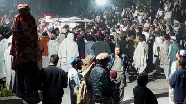 巴基斯坦军事设施遭袭击 造成18人死亡超过30人受伤