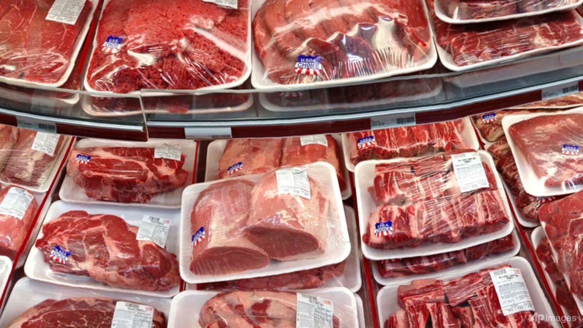 Health experts double down on minimal meat-eating call Health experts double down on minimal meat-eating call