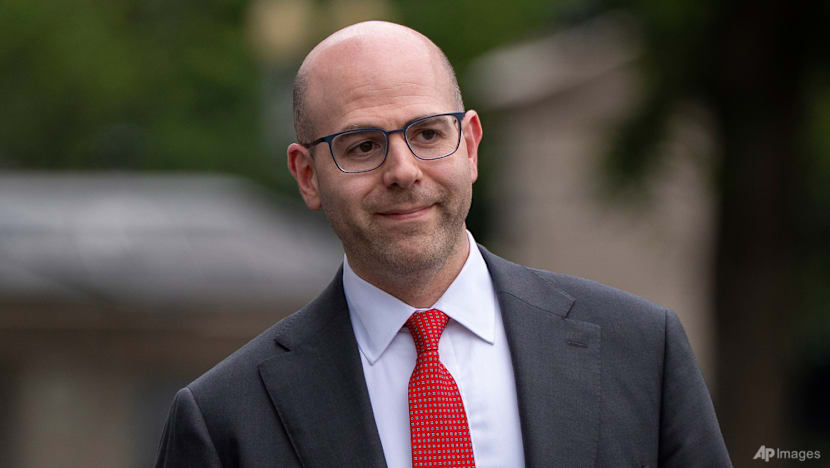 Trump picks Stephen Miran to fill open spot on Fed board