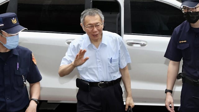 政治献金案定案 柯文哲痛斥地检署监察院 “狼狈为奸”