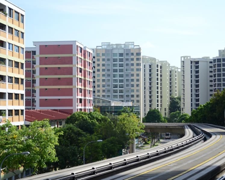 2 fatalities and 1 injury from falls onto LRT tracks in past 10 years: Amy Khor