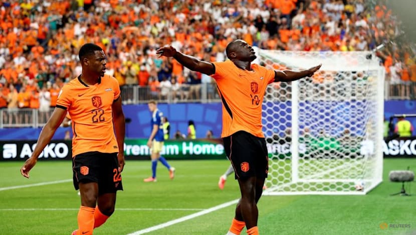 Dutch ease past Tunisia 3-1 to finish top of Group F