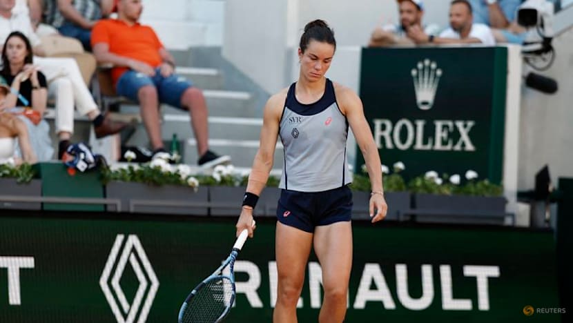 No repeat for injury-ravaged Boisson as French women disappoint at Roland Garros