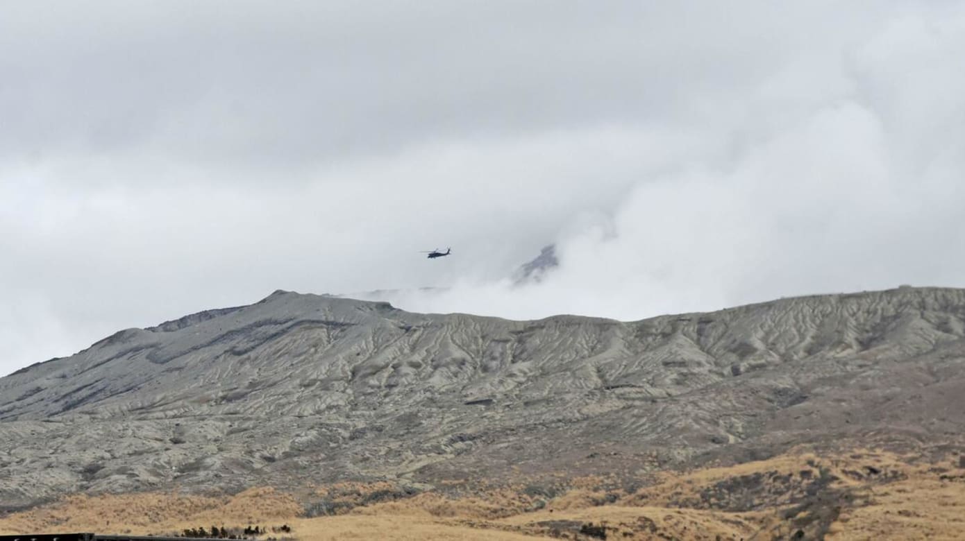 日本观光直升机失联 机上载有两名台湾乘客