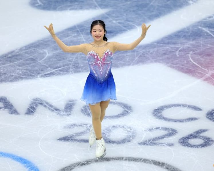 Figure skating-Liu wins Olympic gold in Milan, ends US women's medal drought