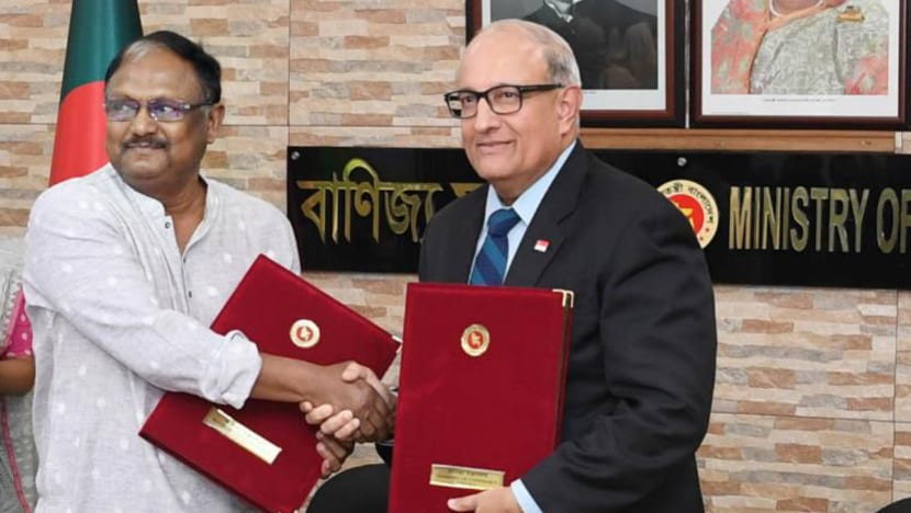 Singapore and Bangladesh sign memorandum of cooperation on trade and investment Singapore and Bangladesh sign memorandum of cooperation on trade and investment