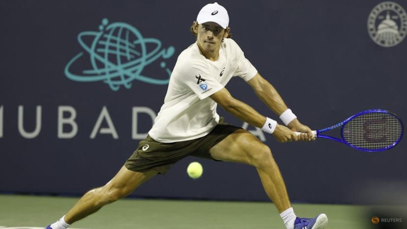 'Lucky' De Minaur saves three match points to lift Washington Open title 'Lucky' De Minaur saves three match points to lift Washington Open title