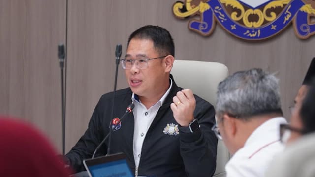 九马国公司涉非法倾倒新加坡建筑废料 林添顺：查获罗厘新马通关记录