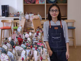 Why this ex-teacher&rsquo;s handmade bags spark a frenzy every month and sell out within minutes   