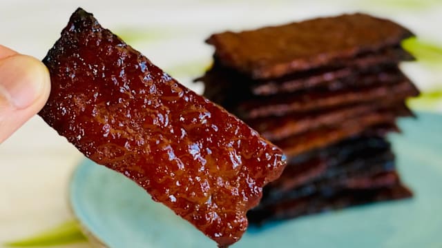 肉干买太多？这样延长保鲜期，让美味重生！