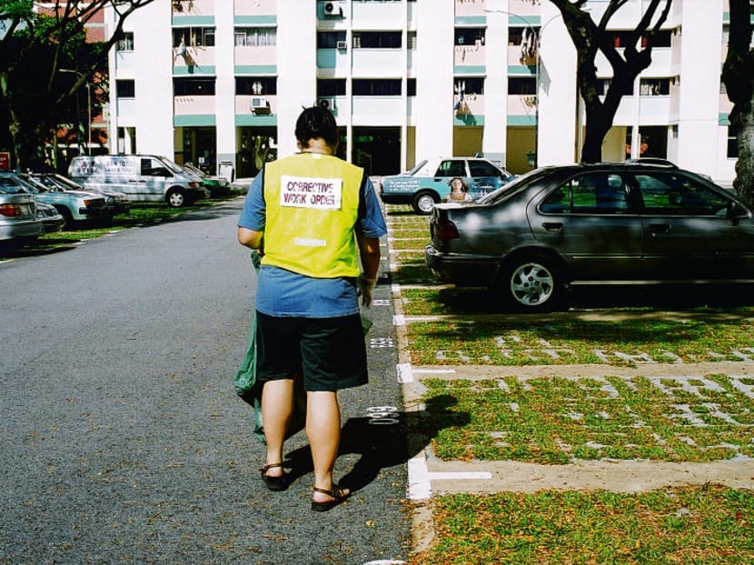 An offender serving out her CWO.