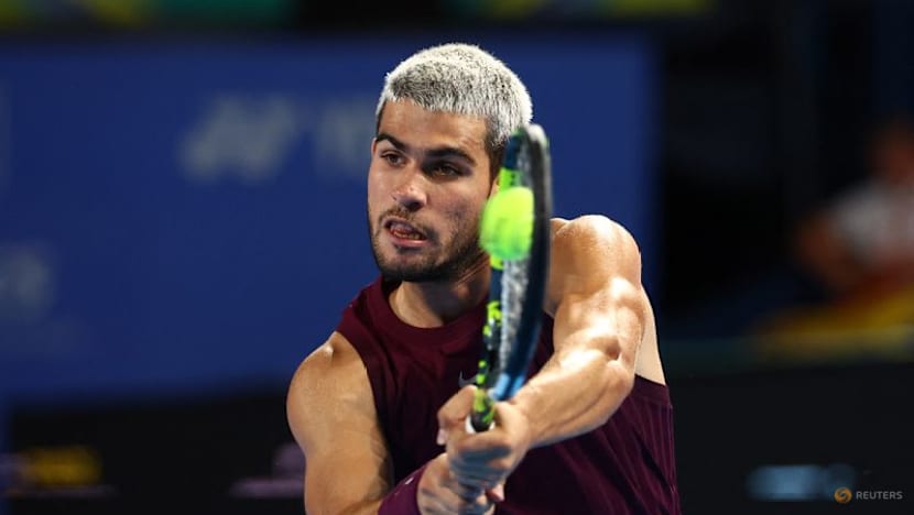 Alcaraz rallies past Ruud to book Fritz final in Japan Open