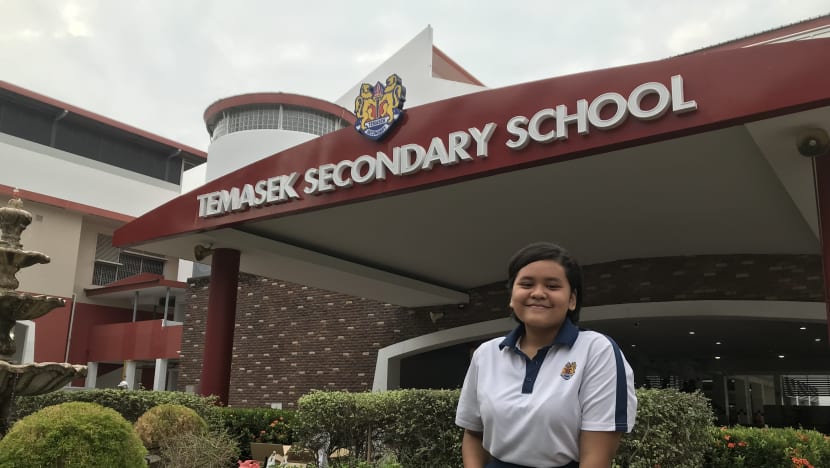 Teen who saved pedestrian hit by bus says incident still keeps her up at night