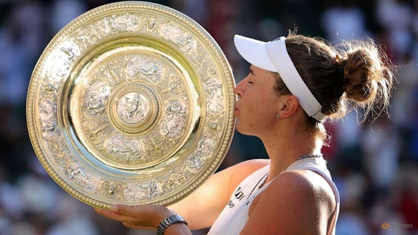 Noskova survives Muchova fightback in all-Czech final to lift  Wimbledon trophy