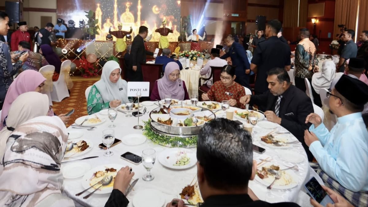 Malaysia's Health Ministry Faces Backlash Over 'Extravagant' Hari Raya Celebration Amid Healthcare Crisis