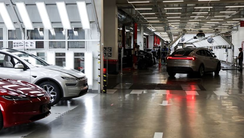 Shanghai holds compliance guidance meeting with automakers including Tesla, BYD