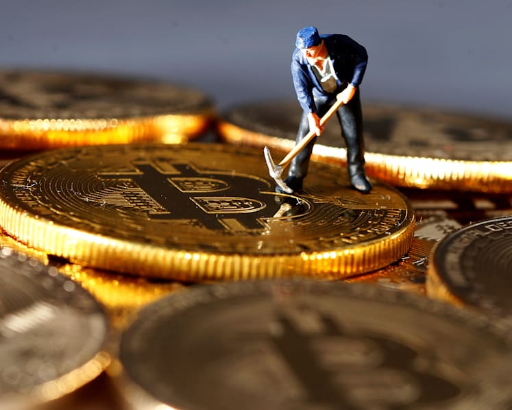 S’pore’s 1st bitcoin lawsuit: Judge asks if laws enough to deal with IT errors