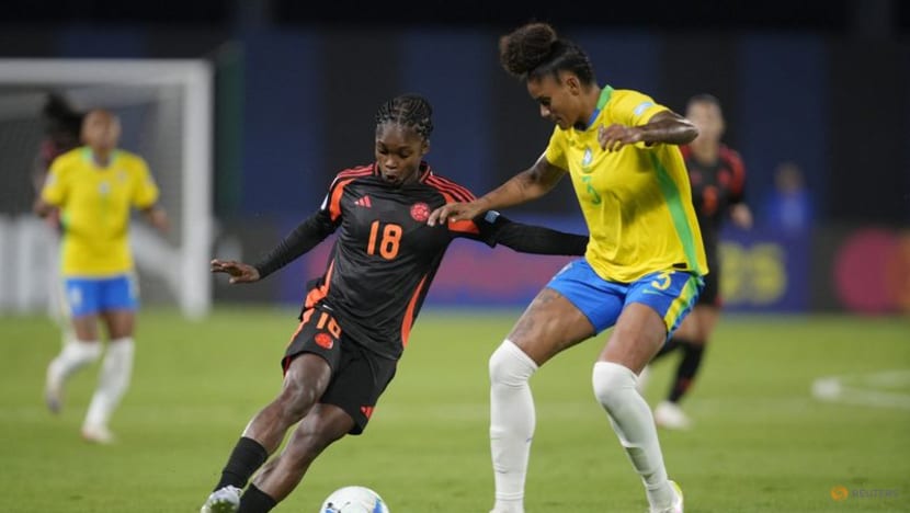 Ten-woman Brazil survive Colombia challenge in Copa goalless draw