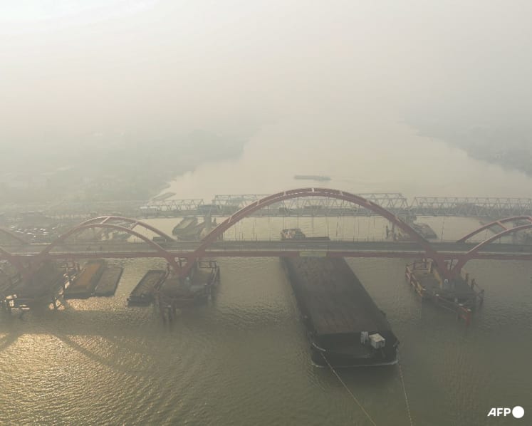 Respiratory problems climb past 170,000 cases in haze-hit Indonesia