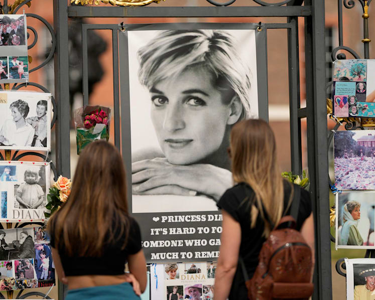 Commentary: Why Princess Diana’s death 25 years ago sparked so many conspiracy theories