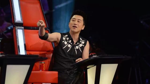 被问《好声音》黑幕　哈林：没人能逼我转椅子