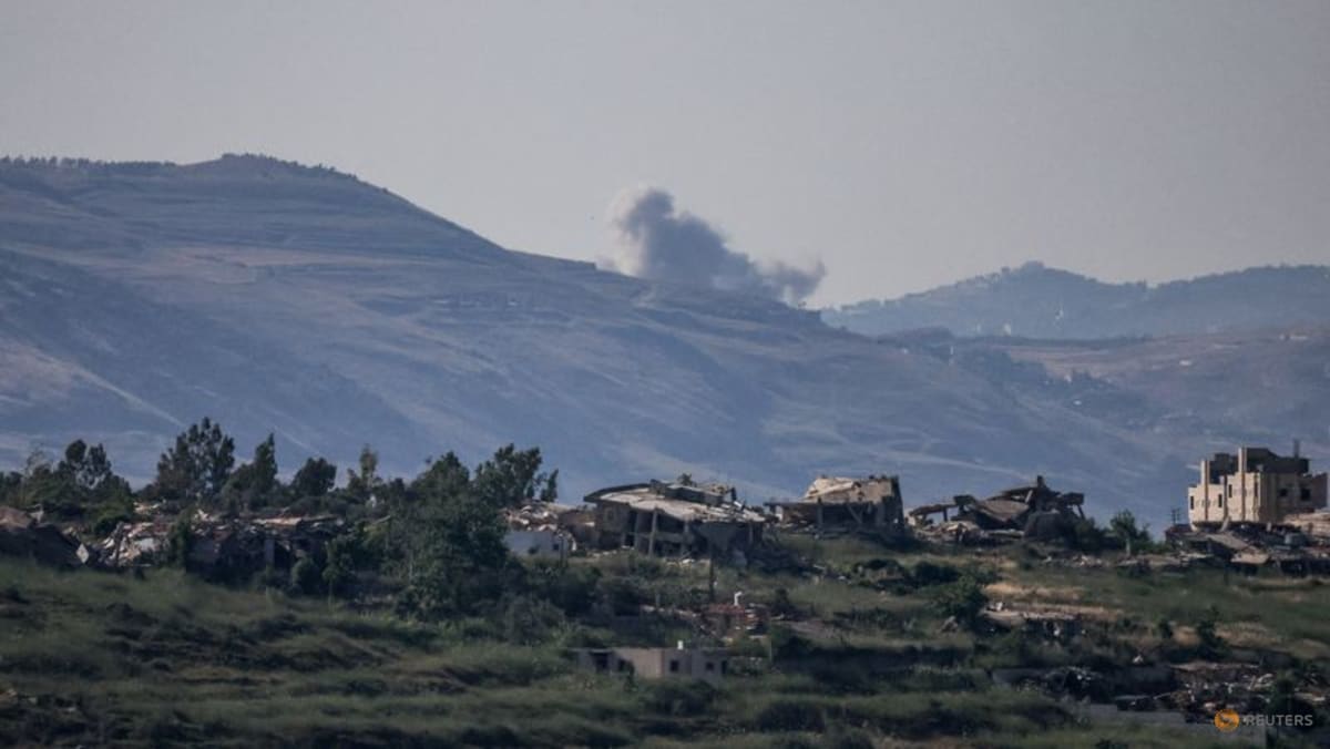 Israeli strikes on south Lebanon kill 12: medical 