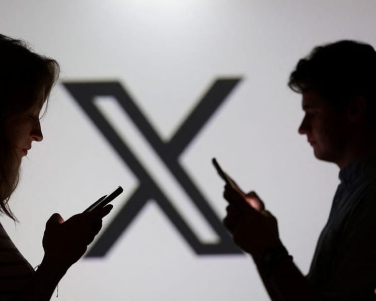Musk's X recovers after outage hits thousands globally