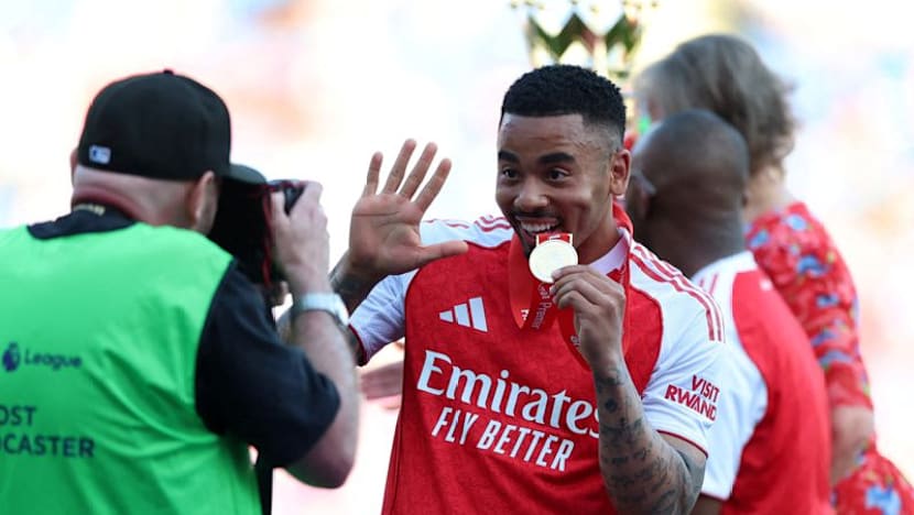 Barcelona sign Brazilian striker Jesus from Arsenal