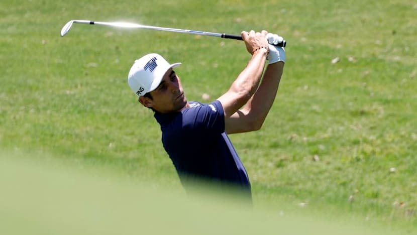 Niemann handed two-stroke penalty for throwing club at US Open