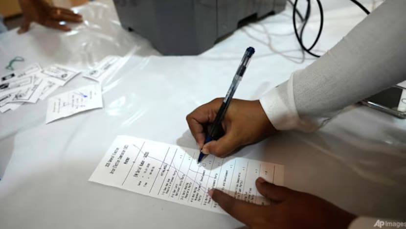 Myanmar keluar mengundi dalam fasa kedua pilihan raya kendalian tentera