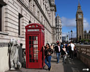 London police crack down on network suspected of smuggling 40,000 stolen phones to China