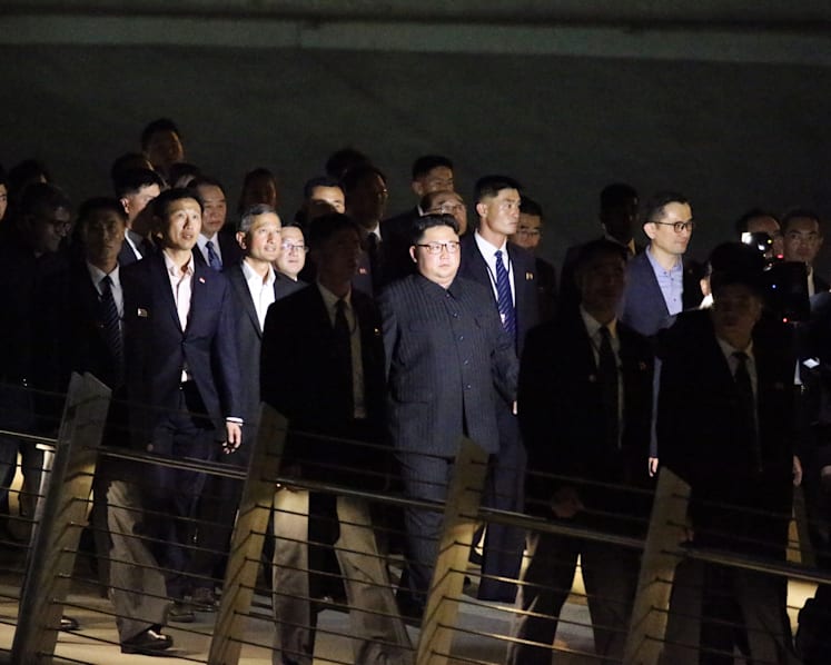 Hours before historic meeting, Kim Jong-un goes on downtown tour