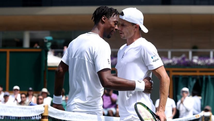 Monfils finds philosophy after five-set Wimbledon exit