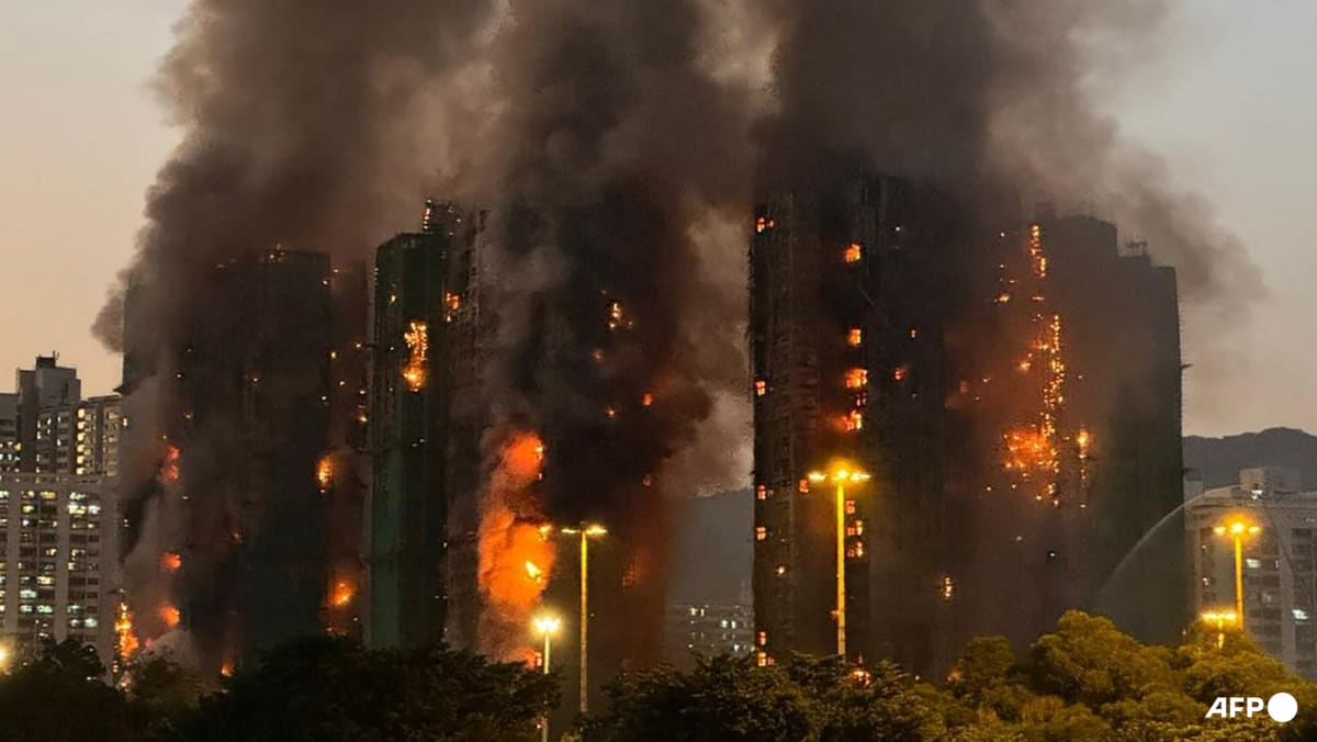 Vier Tote nach Brand in Wohnhochhäusern in Hongkong