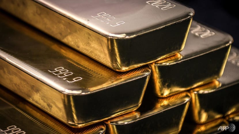 Gold prices sprint to all-time peak on Fed rate-cut bets Gold prices sprint to all-time peak on Fed rate-cut bets